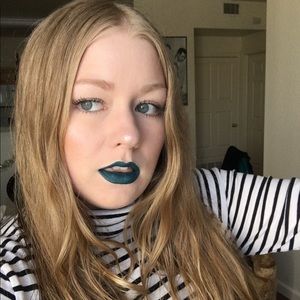 Meet your Posher, Lucy